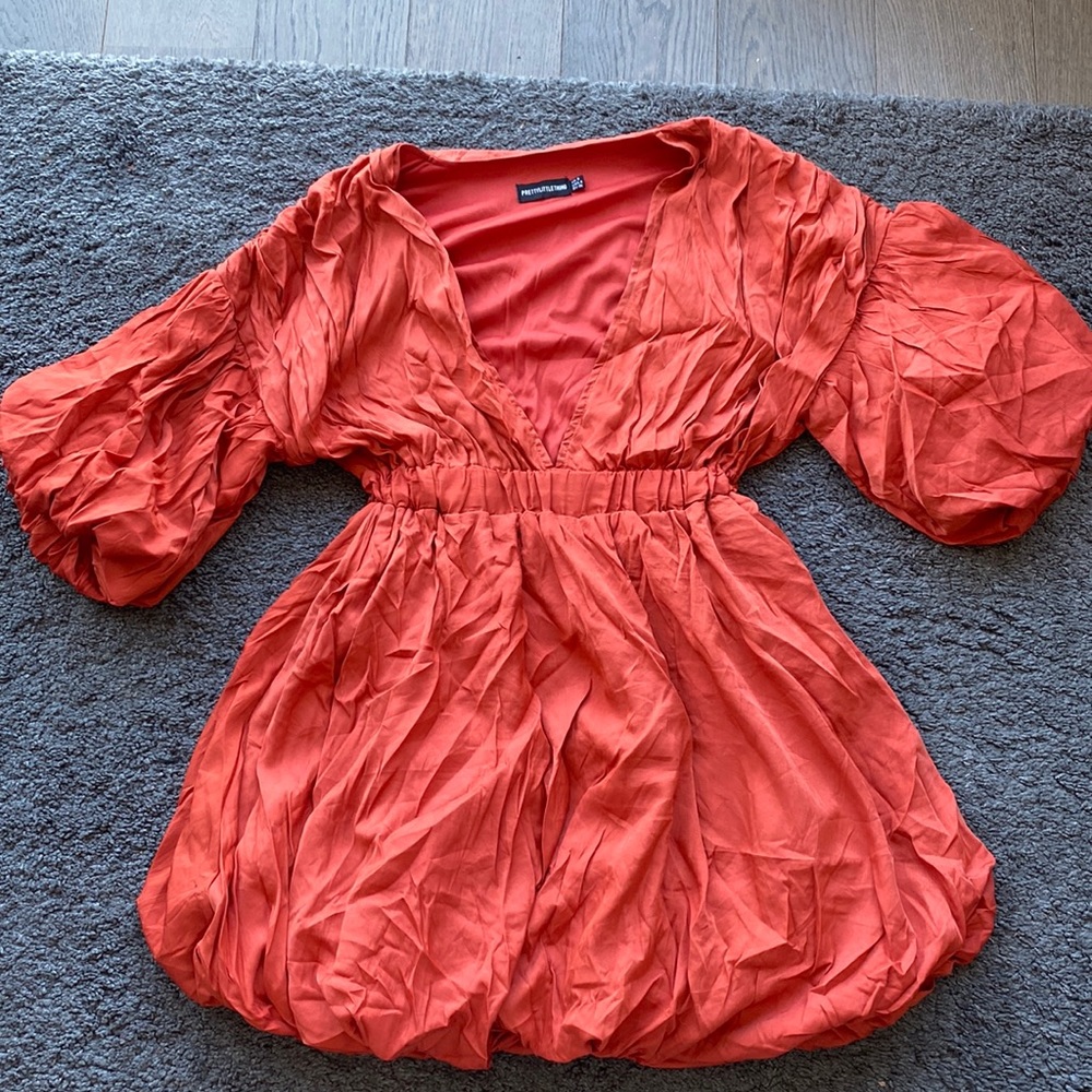 Pretty Little Thing Rust Puff Sleeve Puffball Hem Shift Dress
